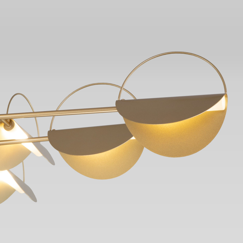 Цена на Накладная люстра Eurosvet 70148/8 золото