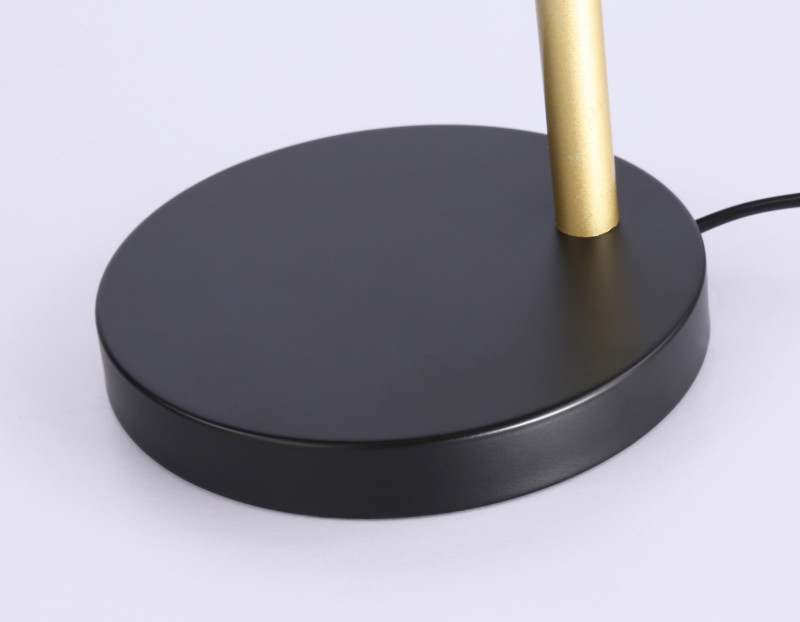 Настольная лампа Ambrella Light TR97129 Настольная лампа Ambrella Light TR97129 в интернет магазине Гет Лайт