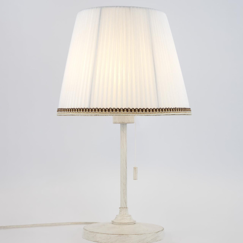 Настольная лампа Citilux CL402720 Цена на Настольная лампа Citilux CL402720