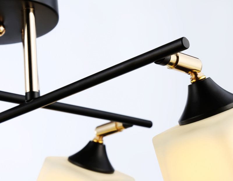 Цена на Люстра на штанге Ambrella Light TR303084