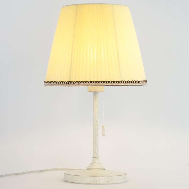 Настольная лампа Citilux CL402723 Цена на Настольная лампа Citilux CL402723