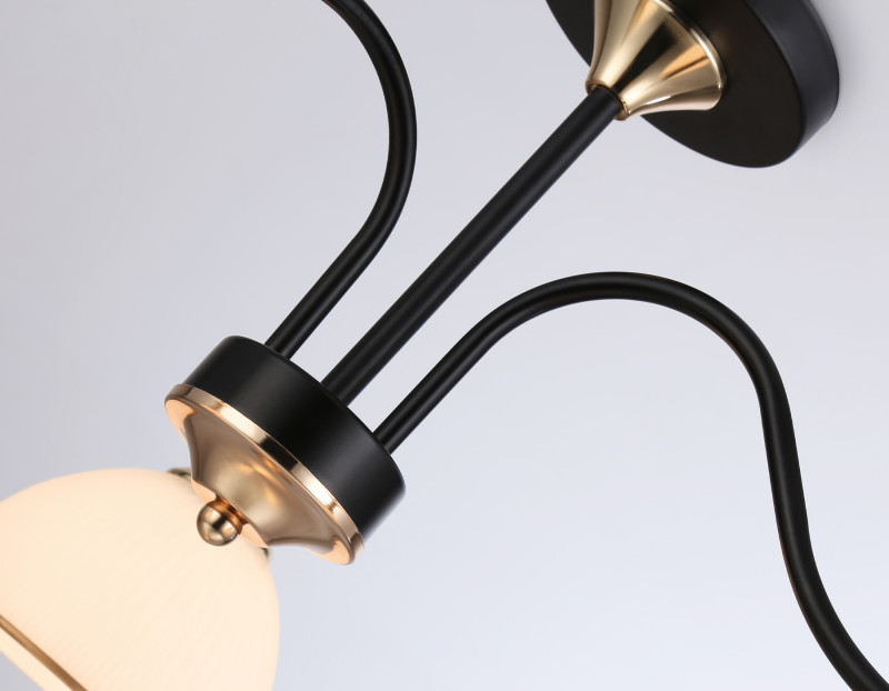 Люстра на штанге Ambrella Light TR3161 Люстра на штанге Ambrella Light TR3161 в интернет магазине Гет Лайт