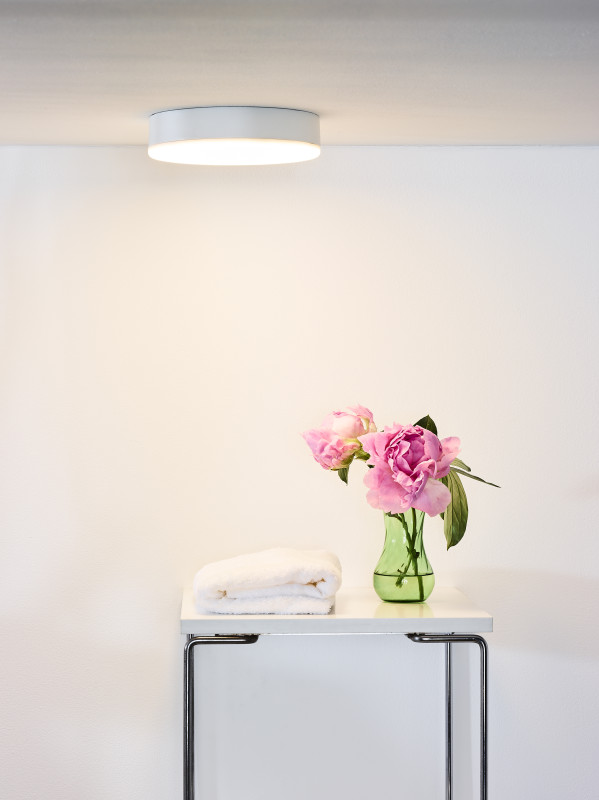 Купить Влагозащищенный светильник LUCIDE 28112/30/31