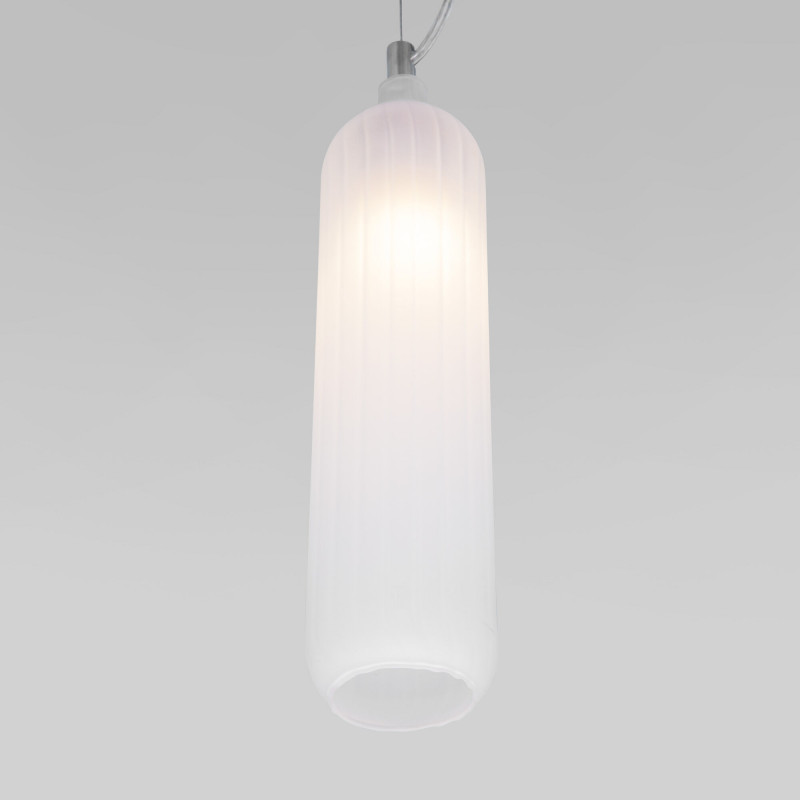 Купить с доставкой по Москве и России Подвесной светильник Eurosvet 50252/1 белый матовый