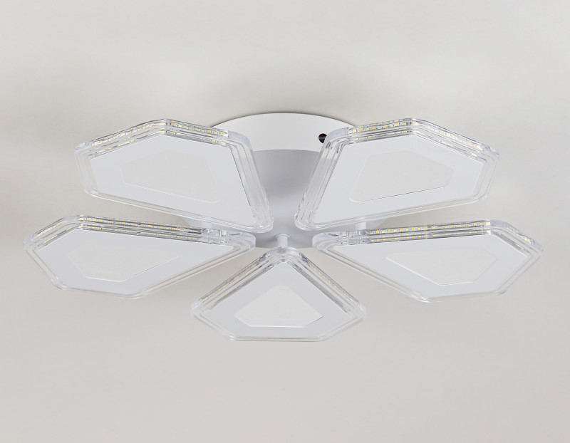 Купить с доставкой по Москве и России Накладная люстра Ambrella Light FA4030