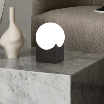 Цена на Настольная лампа Eurosvet 01167/1 черный