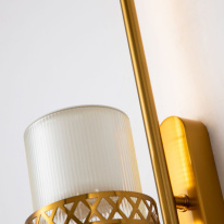 Купить с доставкой по Москве и России Бра Favourite 4050-2W