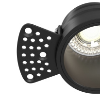 Цена на Встраиваемый светильник Maytoni Technical DL048-01B