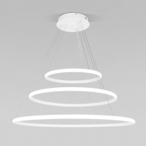 Купить с доставкой по Москве и России Каскадная люстра Eurosvet 90264/3 белый