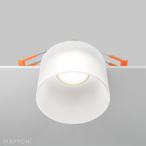 Встраиваемый светильник Maytoni Technical DL047-01W Купить с доставкой по Москве и России Встраиваемый светильник Maytoni Technical DL047-01W