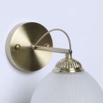 Цена на Бра DeMarkt 315026401