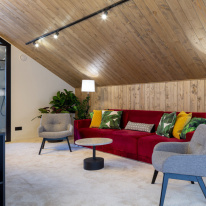 Купить с доставкой по Москве и России Шинопровод Elektrostandard 85080/00 / Однофазный шинопровод черный (2м.)