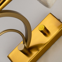 Цена на Бра Favourite 2703-1W