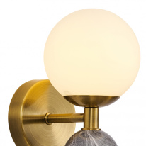 Купить Бра Favourite 3009-1W