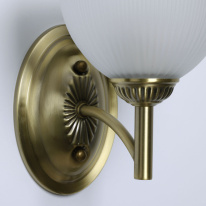 Цена на Бра MW-Light 318025201