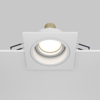 Купить с доставкой по Москве и России Встраиваемый светильник Maytoni Technical DL026-2-01W