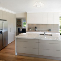 Купить с доставкой по Москве и России Накладной светильник Eurosvet 90154/6 белый