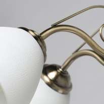 Цена на Люстра на штанге DeMarkt 677012705