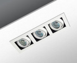 Фото Встраиваемый светильник ITALLINE 107531 white