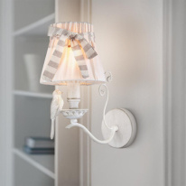 Купить Бра Maytoni ARM013-01-W