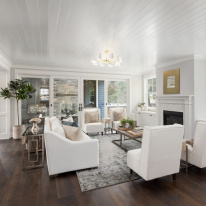 Купить с доставкой по Москве и России Люстра на штанге Eurosvet 70083/8 золото